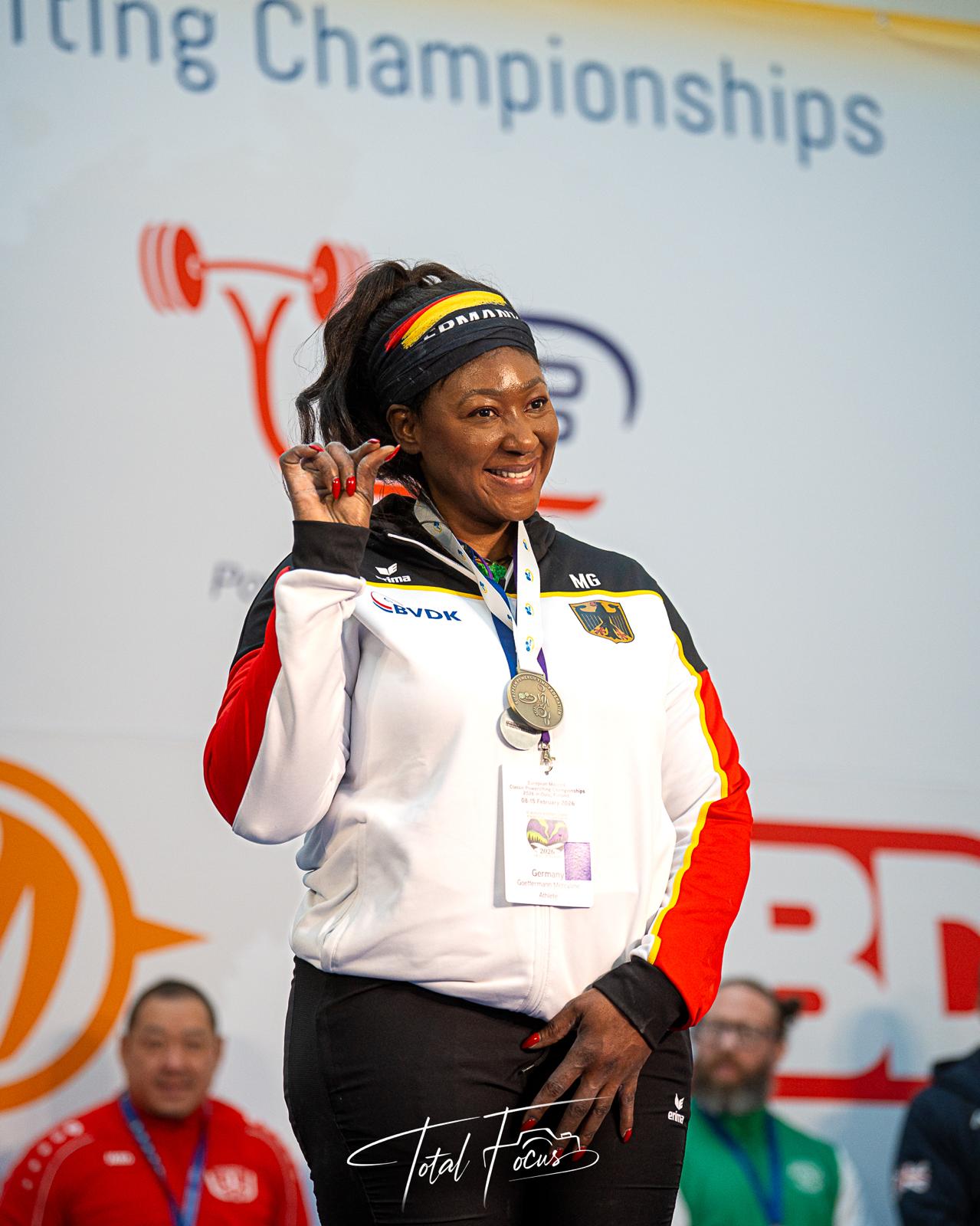 Du betrachtest gerade Starker Auftritt von Mercyline Göttermann bei der Masters-EM in Oulu